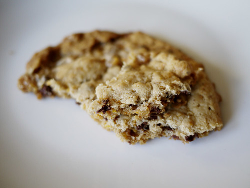 02-13 cornflake/chocolate chip/marshmallow cookie