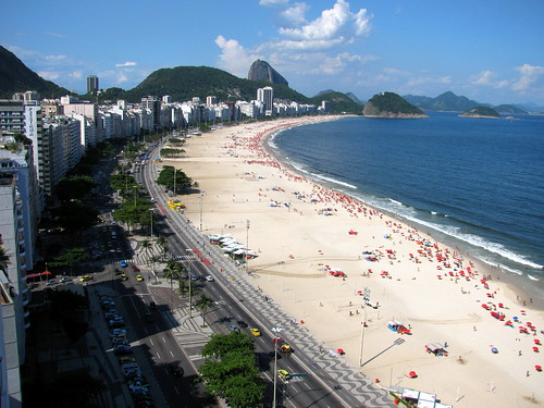 Playa Copacabana by Miradas Compartidas