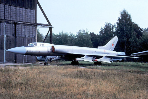 0r Tu-128