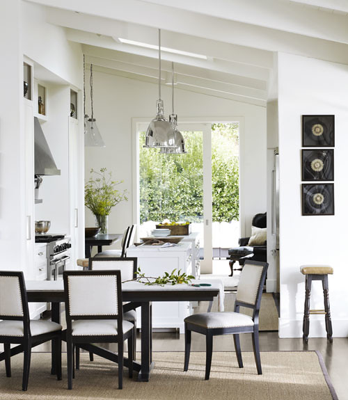 CLX-white-dining-room-wide-open-spaces-0312-xln