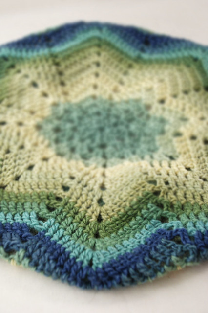 Crochet_beret_closeup1