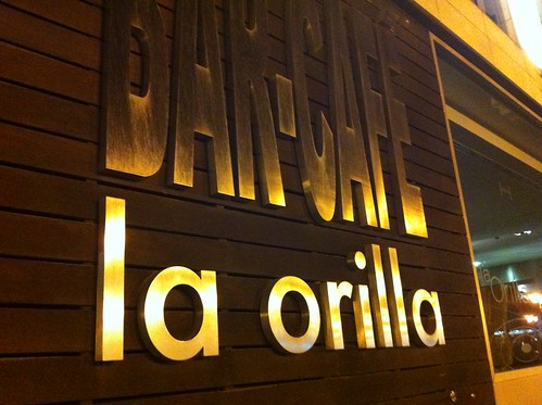 BAR CAFE La Orilla o estar en el otro lado.... by LaVisitaComunicacion