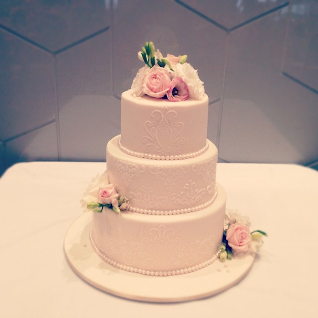 Princess wedding cake