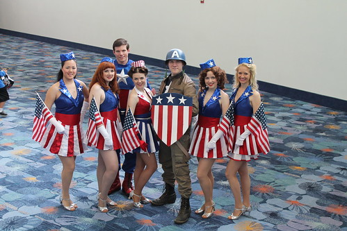 Cap and the USO girls!