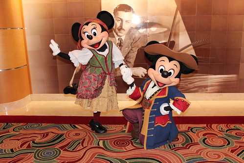 Pirate Mickey and Minnie