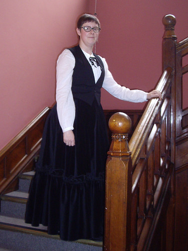 Victorian-ish outfit