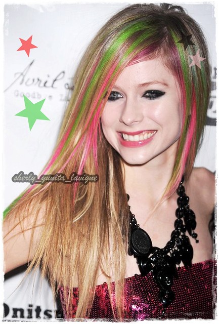Avril Lavigne Goodbye Lullaby Launching Party Fun chic and full colour