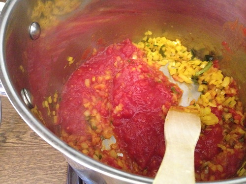 Vegetarian Curry - Adding tomatoes