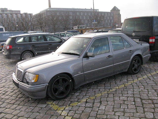 MercedesBenz E500 W124
