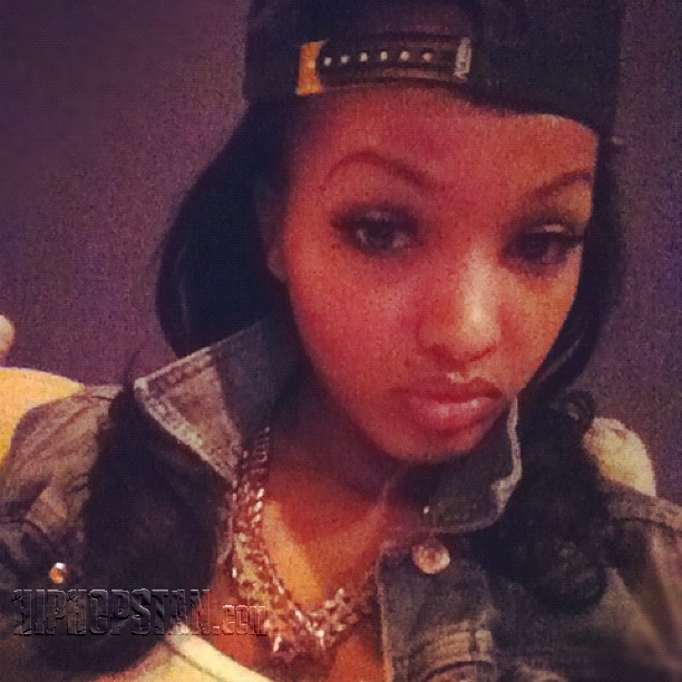 Is anotherlola monroe scrunching which makesdeep nov works intl Song when it 