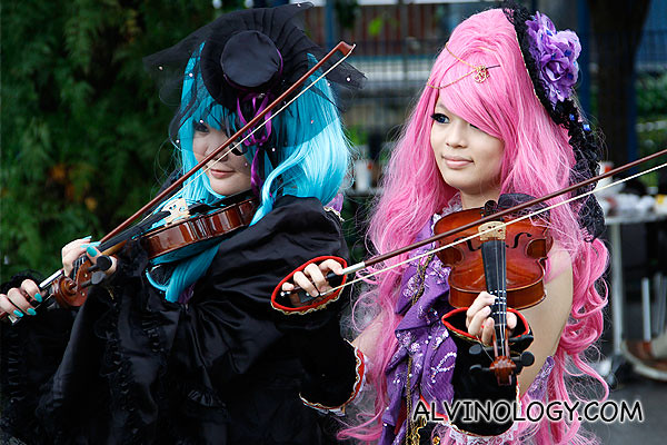 Your hair must be shocking electric colour to play the violin well