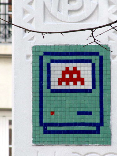 street art & graffiti Paris - Space Invader by _Kriebel_