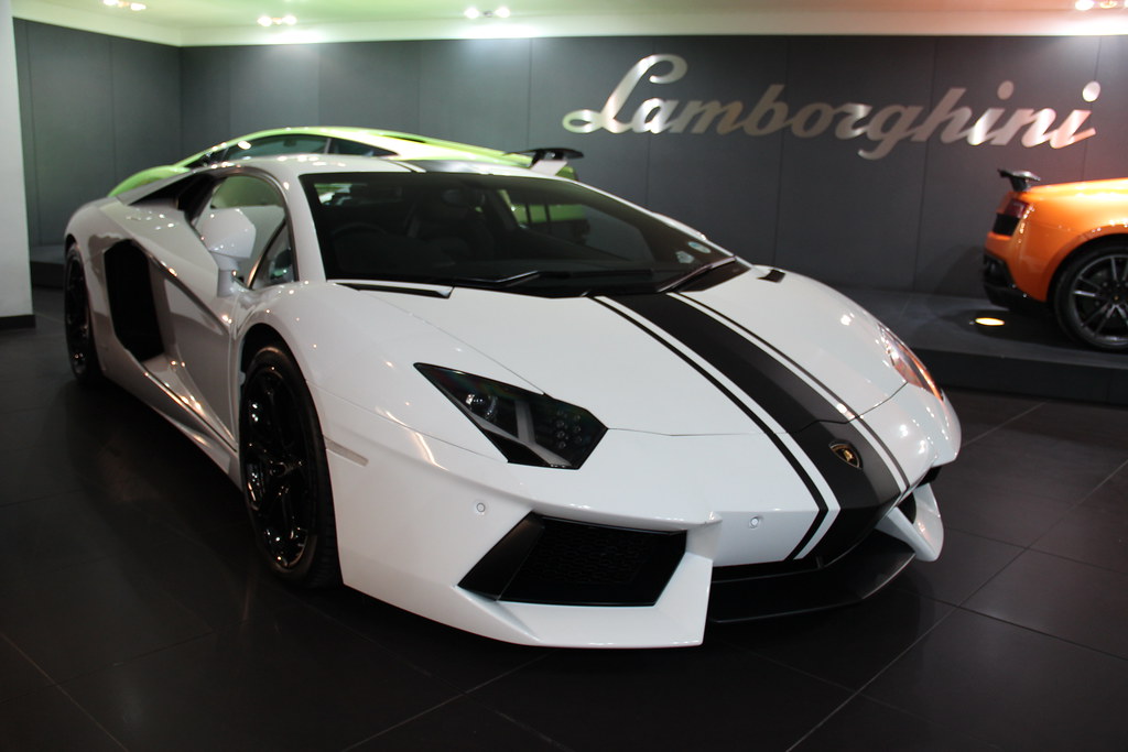 Lamborghini Aventador – What Color Do You Like Most?