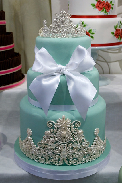 Hand piped tiara Tiffany's inspired wedding cake