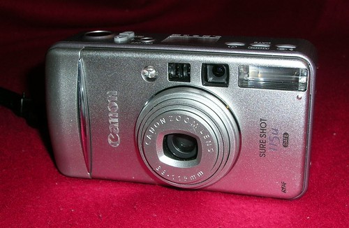 Canon Sure Shot 115u/Prima Super 115u/Autoboy N115 - Camera-wiki 