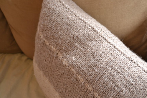 contrast knitted pillow