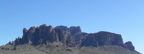 superstition_mountain