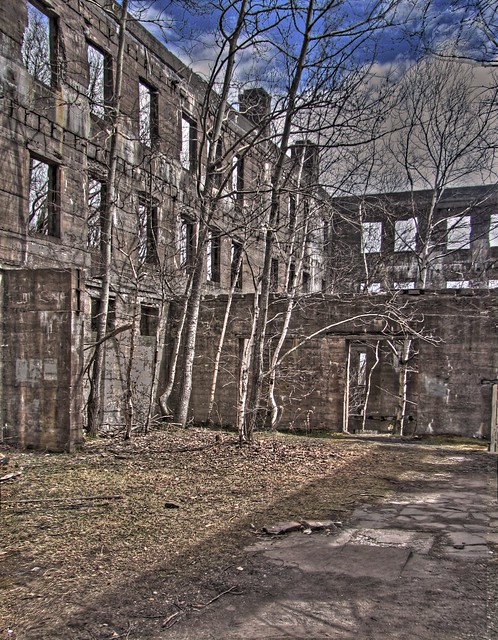 Ruins of the Overlook Mountain House