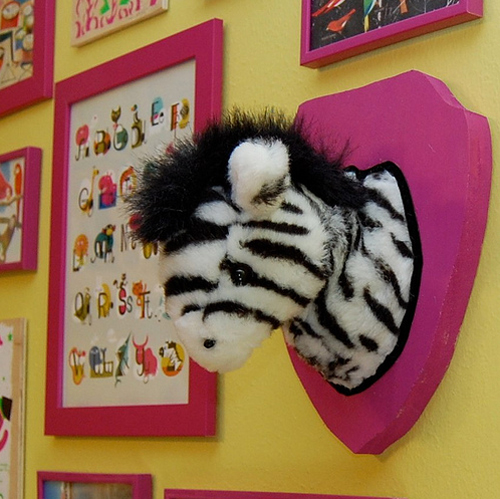 zebra-mounted-head