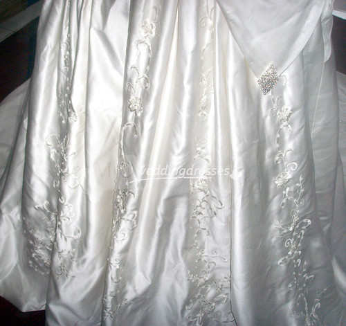 White A Line Strapless Sweetheart Beaded Embroidery Chapel Train Satin 