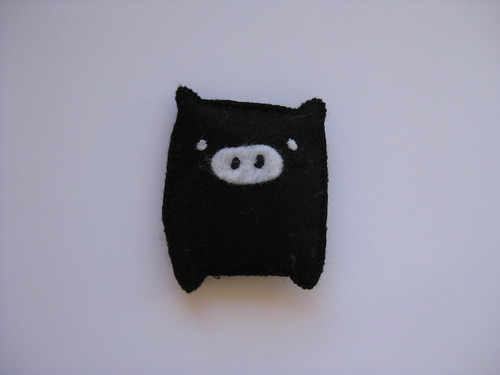 Monokuro Boo Brooch by ONE by one
