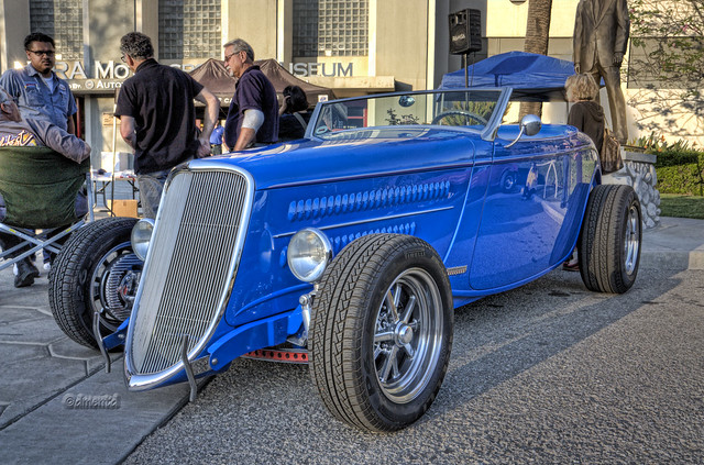 3933 Ford Roadster