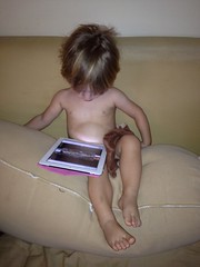 Nude Browsing by Guzilla