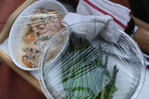 Microwaved Asaparagus and Salmon
