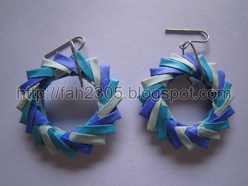 Paper Jewelry - Handmade Origami Wreath Earrings (Blue) by fah2305
