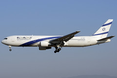 El Al B767-3Y0/ER 4X-EAP BCN 26/02/2012