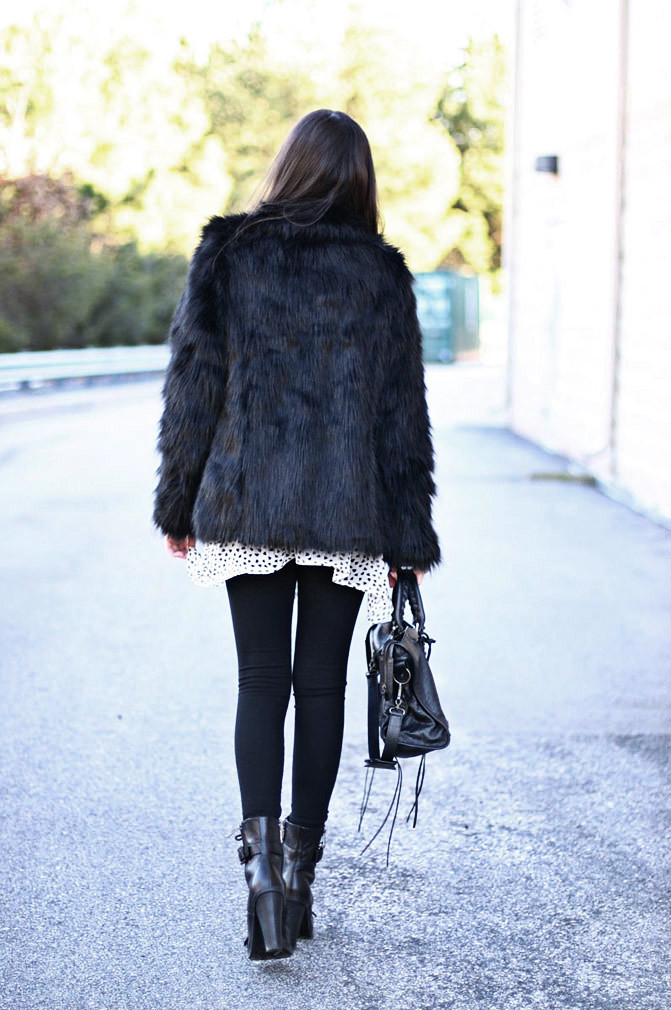 Balenciaga classic city bag, Black Faux Fur Coat, Guess ankle boots, Fashion outfit
