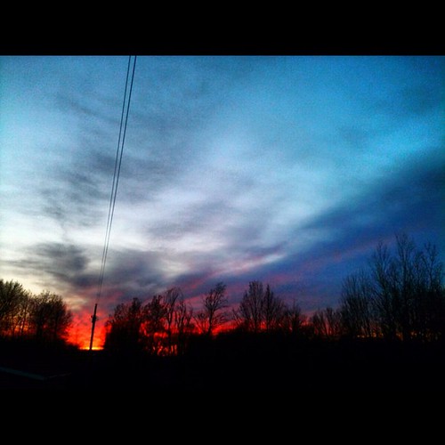 #marchphotoaday day 13 a "sign" of warmer spring weather #sunset #sky #clouds