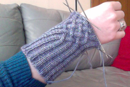 knotty gloves by gradschoolknitter