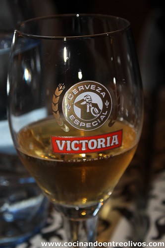 Cerveza Victoria y Mil Milagros (6)