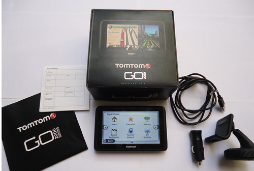 Paket pembelian TomTom Go 2050