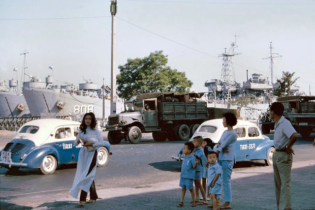 Saigon 1965 - Bến Bạch Đằng
