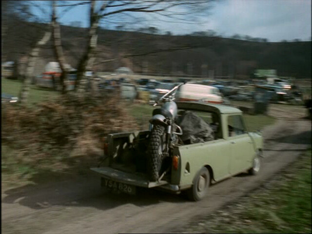 Austin Mini Pick Up 1967 Look at Life DVD Screen Grab