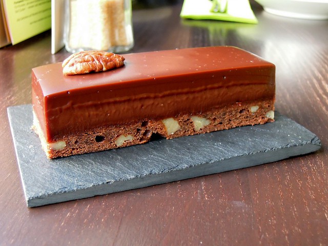Chocolate walnut cake, Hernando Cortez, Cologne