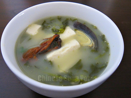 [Photo-cilantro tofu and preserved egg soup]
