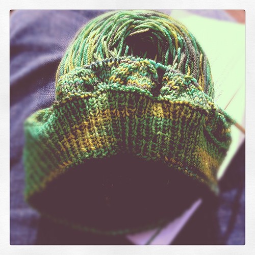 First repeat done. This has been the best, most relaxing day ever#happyincle  #sunshine #knitting