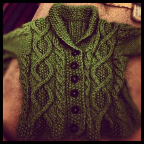 Bam.  Buttons.  #knitting #knit #febisforfinishing #knitty