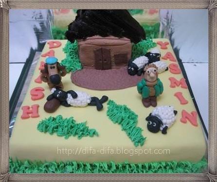 Shaun the Sheep by DiFa Cakes