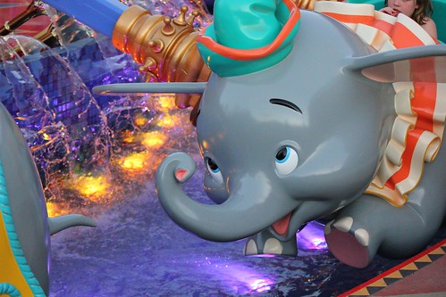 Dumbo - Storybook Circus