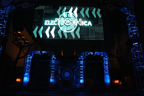 ElecTRONica portal opening