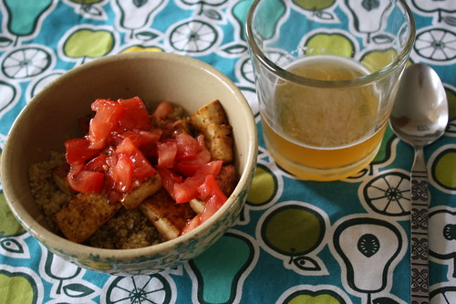 Quinoa, tofu and roma tomatoes; beer