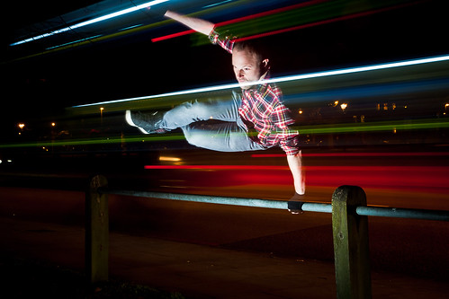無料写真素材|人物|男性|跳ぶ・ジャンプ|イギリス人
