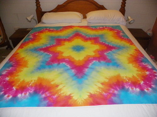 Tie dyed beadspread