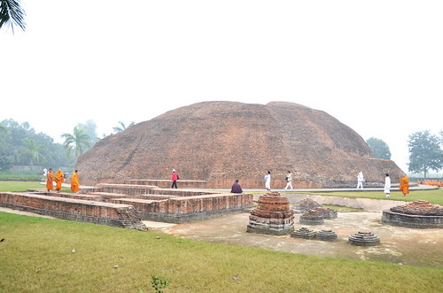 ကုသိနာရုံ Kushinagar_cremation site_ Ramabhar stupa by myanmarchit