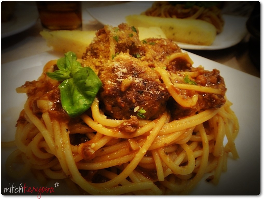 Spaghetti Bolognese with Meat Balls