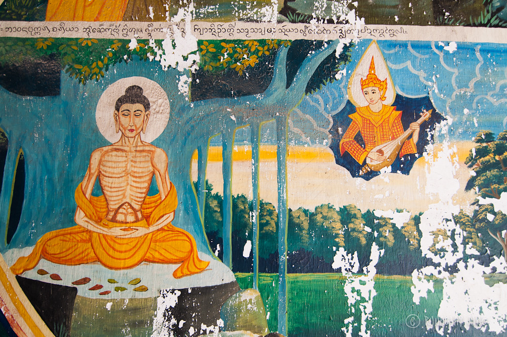 Wall painting at the temple next to Octagonal Pavilion
